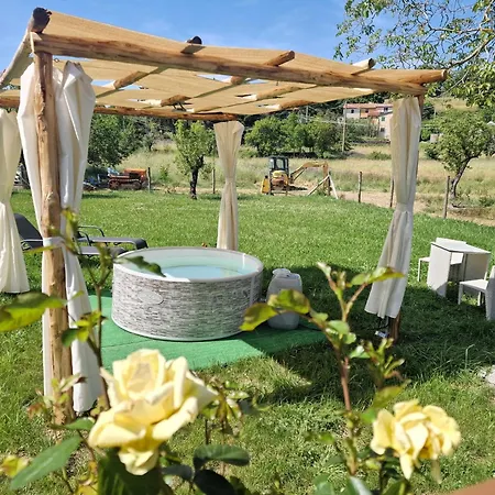 Castello Delle Fornaci - Private Jacuzzi Farm stay