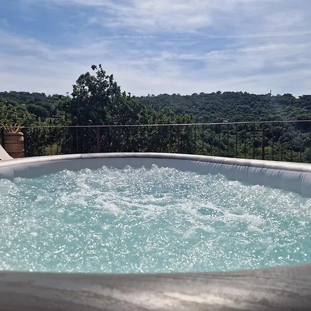 Castello Delle Fornaci - Private Jacuzzi Farm stay *