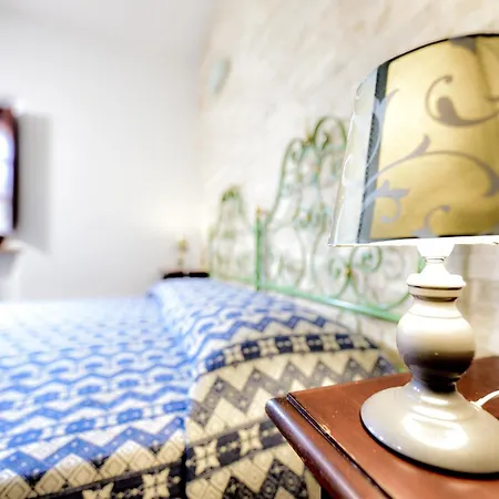 Castello Delle Fornaci - Private Jacuzzi Farm stay